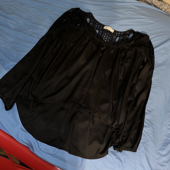 Abercrombie and fitch black blouse - Picture 2 of 3